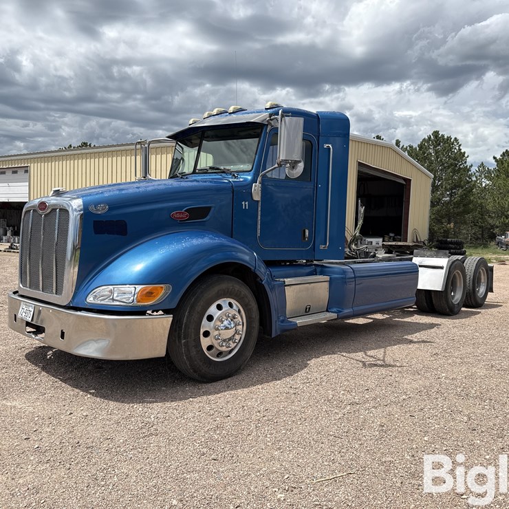 2009 PETERBILT 386