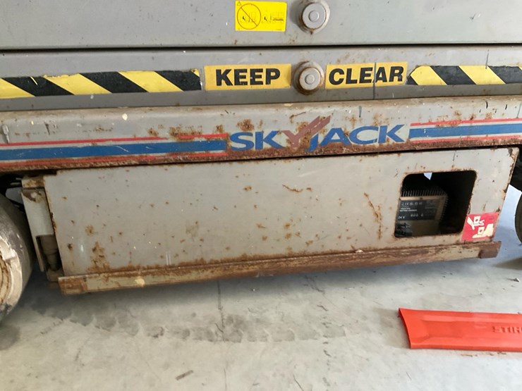 2006-skyjack-sjiii4632-image-12