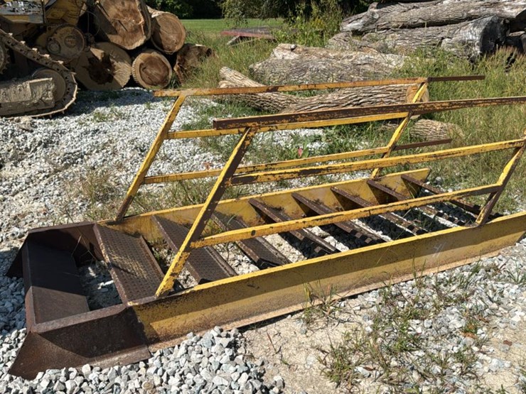 #4453-•-mellott-debarker-cab-image-19