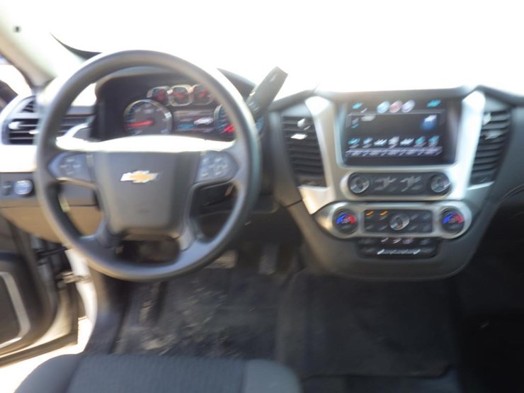 2020-chevrolet-tahoe-image-9