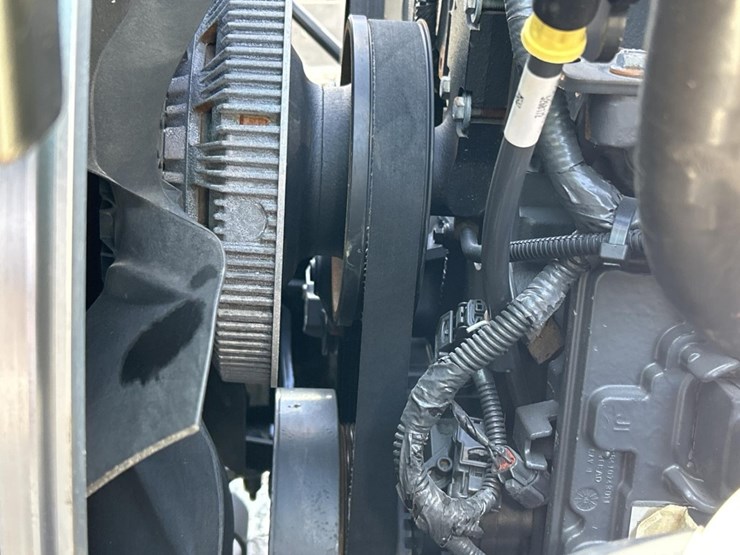 2017-peterbilt-337-image-82