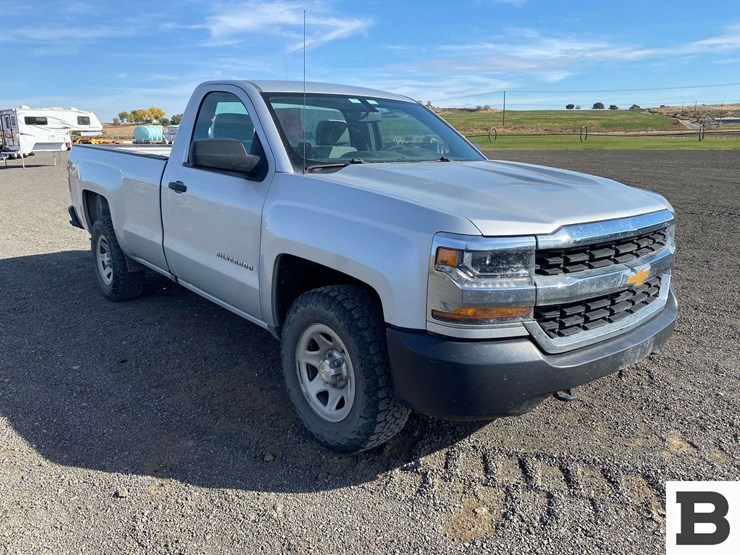 2017-chevrolet-silverado-1500-image-7