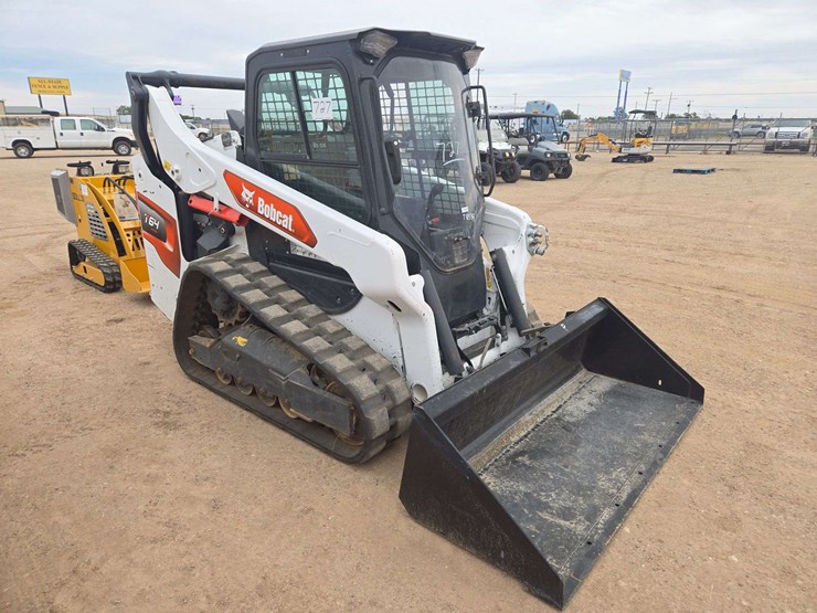 2023-bobcat-t64-image-2