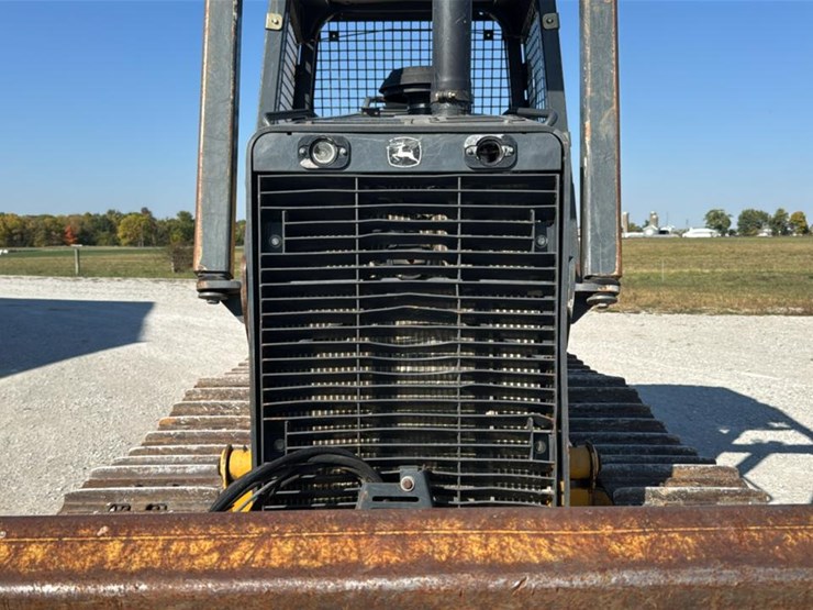 2015-deere-450j-lt-image-41