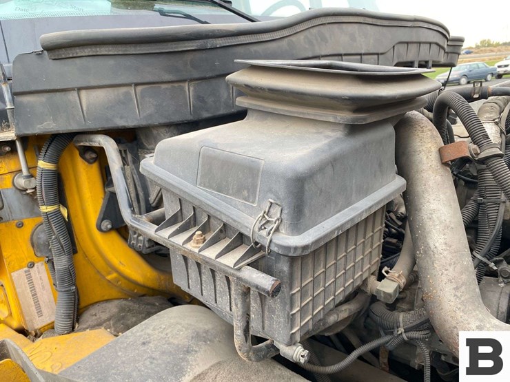 2012-international-durastar-4300-image-36