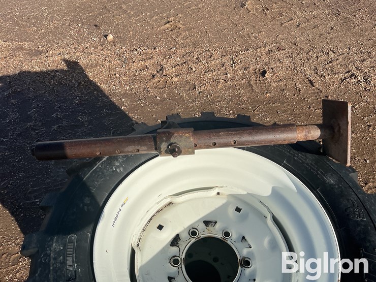 titan-trac-loader-10-16.5nhs-tires-image-18