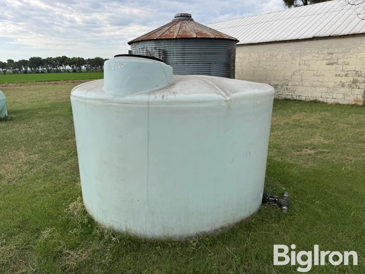poly-fertilizer/water-tank-image-1