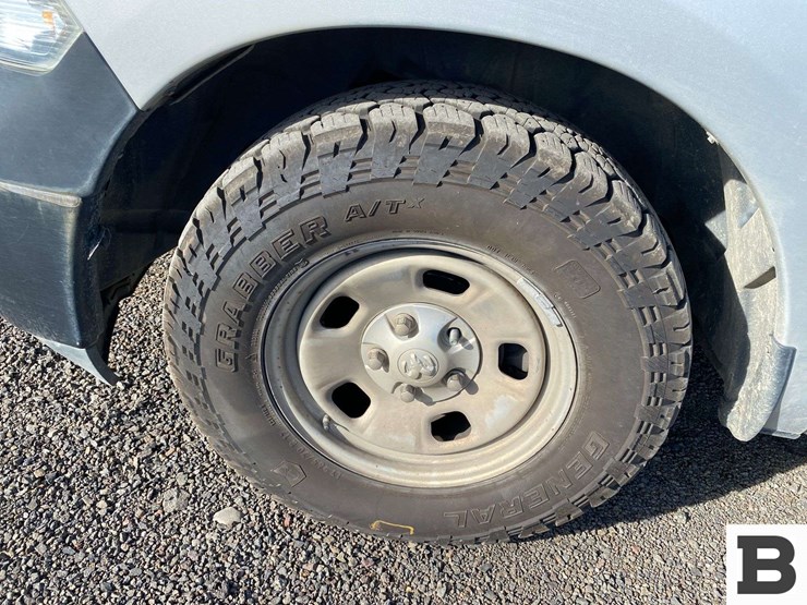 2018-ram-1500-pickup-image-8