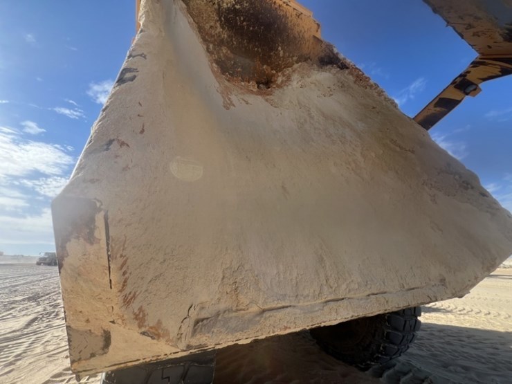 2021-volvo-a60h-image-43