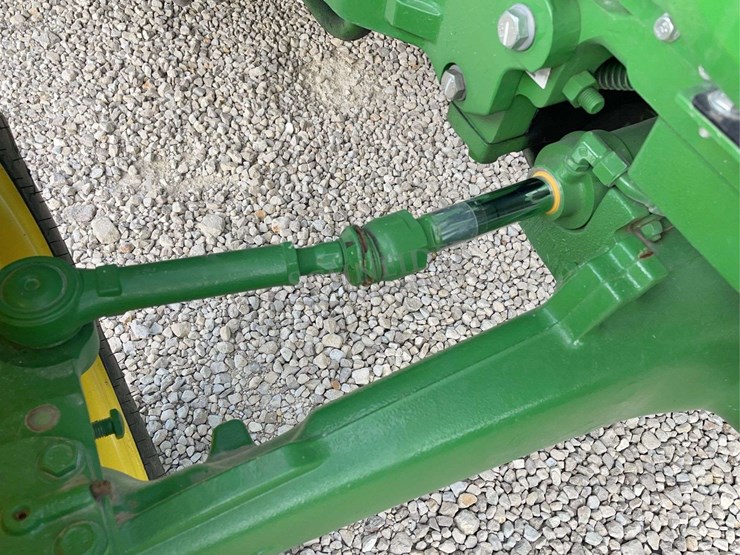 2022-john-deere-5065e-image-19