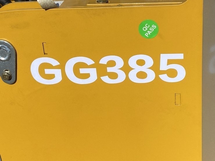 2025-ggma-gg385-mini-compact-track-loader-image-10