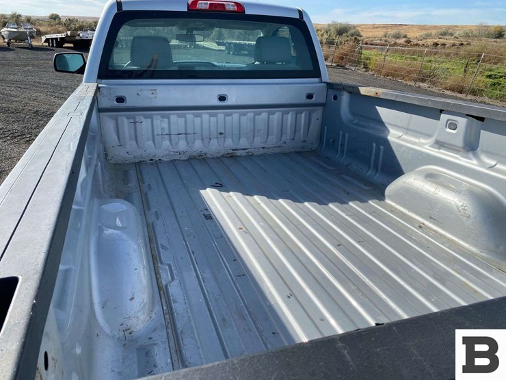 2017-chevrolet-silverado-1500-image-16