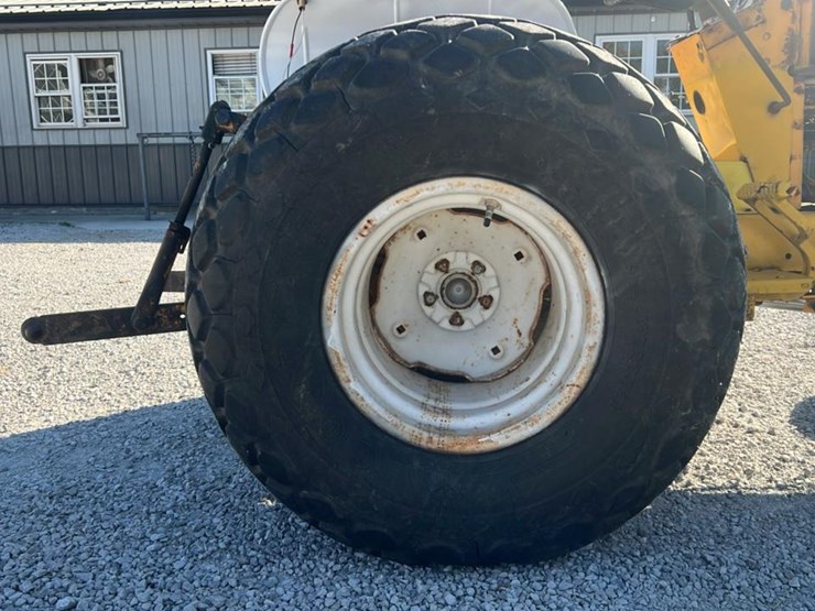 #2403-•-cub-cadet-l185-tractor-image-24