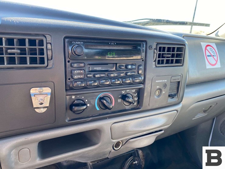 2002-ford-f250-image-36