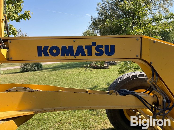 2009-komatsu-gd655-3e0-image-17