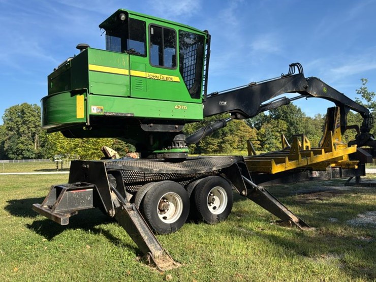 2015-deere-437d-image-5