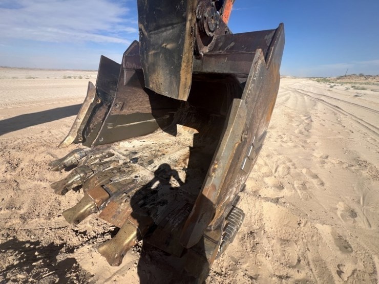 2018-hitachi-zx870-image-15