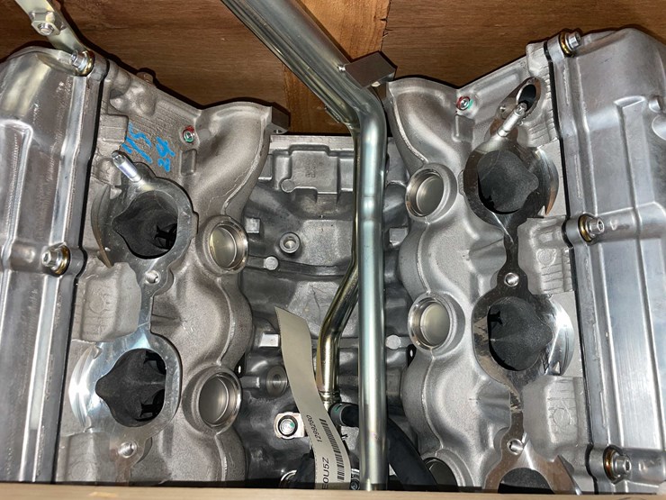 #8616-•-isuzu-trooper-engine-(e)-image-10