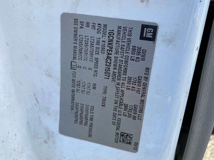 2012-chevrolet-silverado-1500-image-33