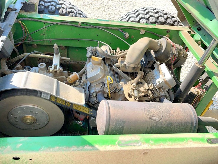 john-deere-gator-th-image-24