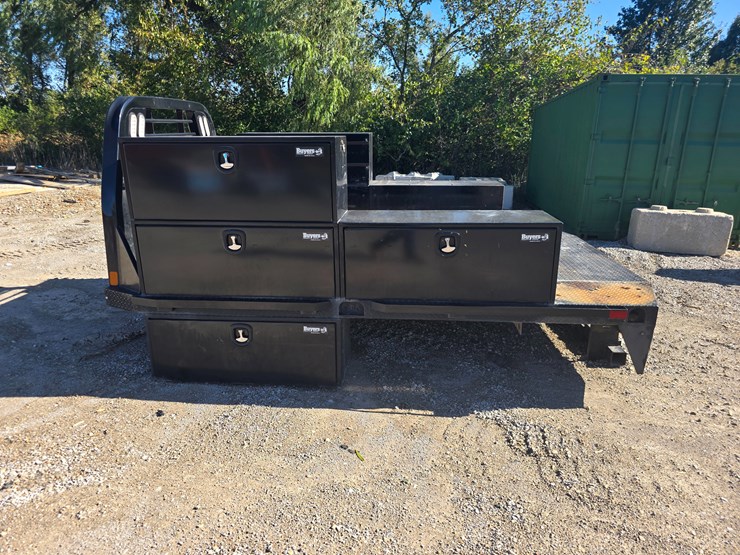 #22362-•-contract-manufacturer-pickup-truck-bed-image-6