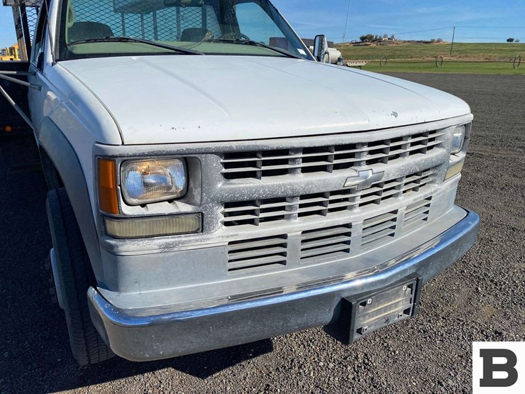 2001-chevrolet-gmt400-image-8