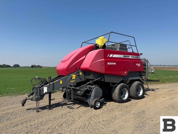 2015-massey-ferguson-2290-image-1