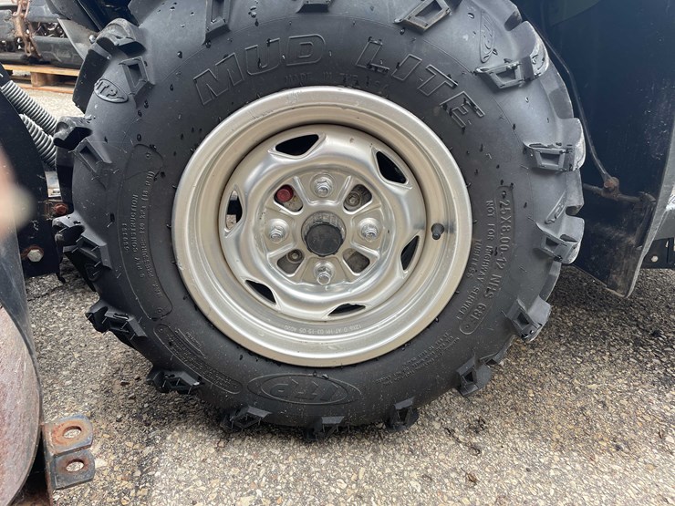 #1381-•-2005-honda-atv-with-snow-plow-(has-registration)-(of)-image-10