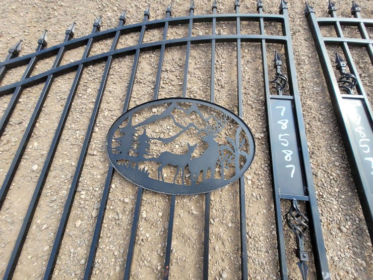 deer-seen-design-entrance-gate-image-3