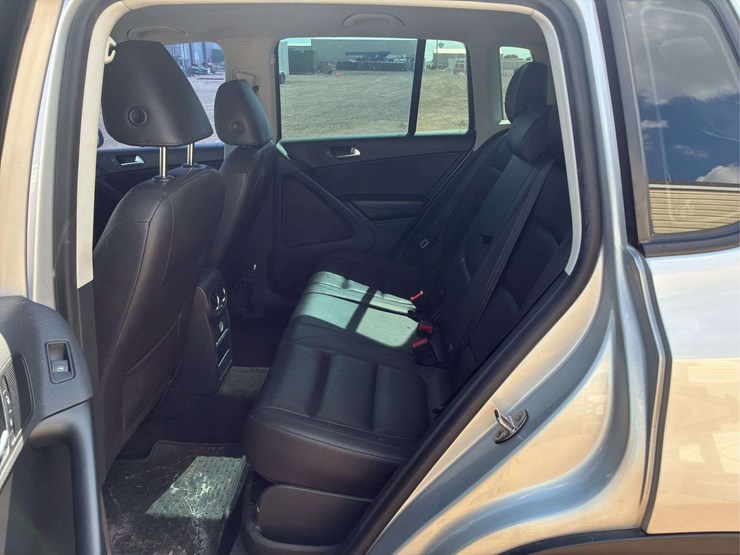 2017-volkswagen-tiguan-image-6