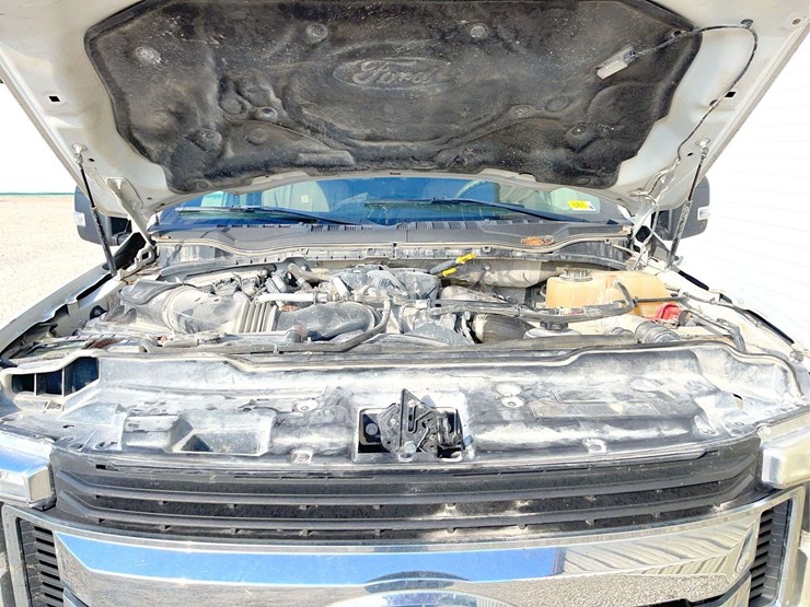 2018-ford-f450-image-32