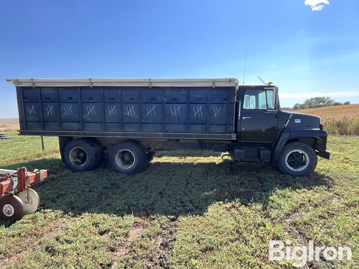 1975-ford-ln750-image-4