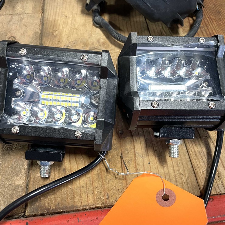 #8510 • (2) New 3" LED Light Pods (CW)