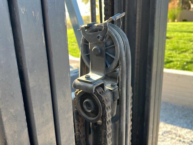 2005-toyota-7fgu25-image-20