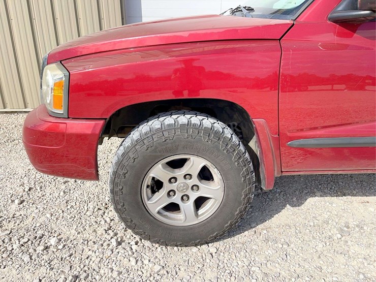 2006-dodge-dakota-image-56