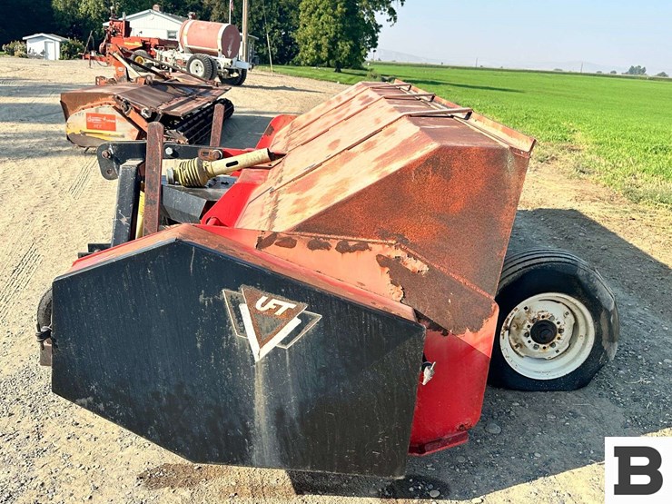 united-farm-tools-fb-150wh-topper-image-2