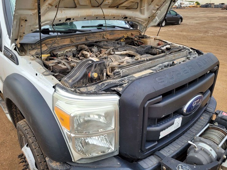 2012-ford-f550-image-13