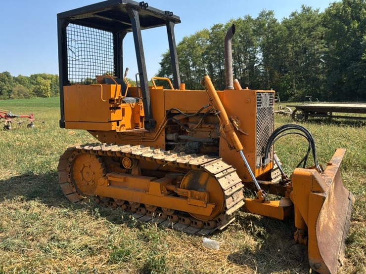 1979-case-450b--image-10