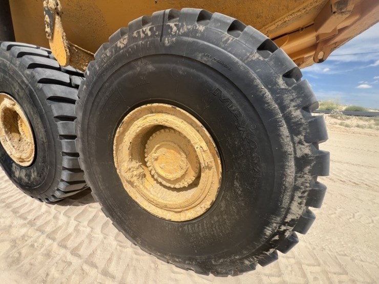 2019-volvo-a60h-image-18