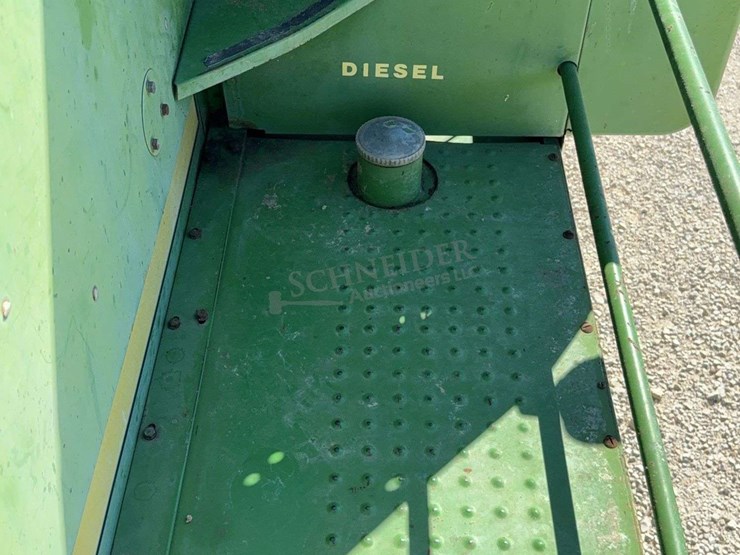 john-deere-4425-image-46