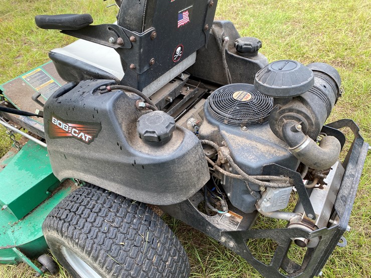 #44-•-#164-•-bob-cat-24-hp-zero-turn-lawnmower-with-61-inch-deck-image-6
