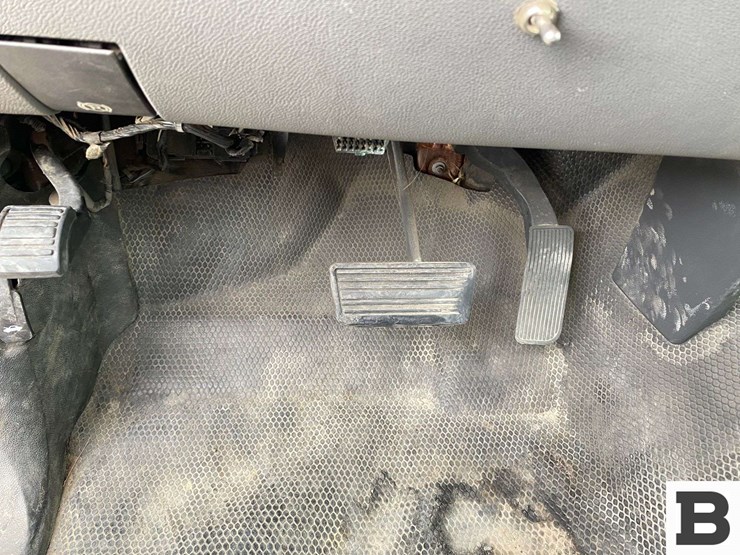 2009-chevrolet-silverado-3500-image-39