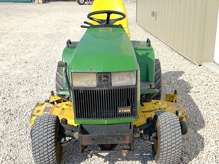 john-deere-425-image-8