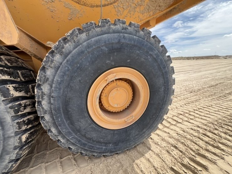 2021-volvo-a60h-image-17