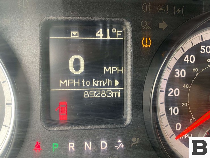 2018-ram-1500-pickup-image-28