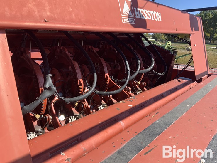 1998-hesston-4910-image-18