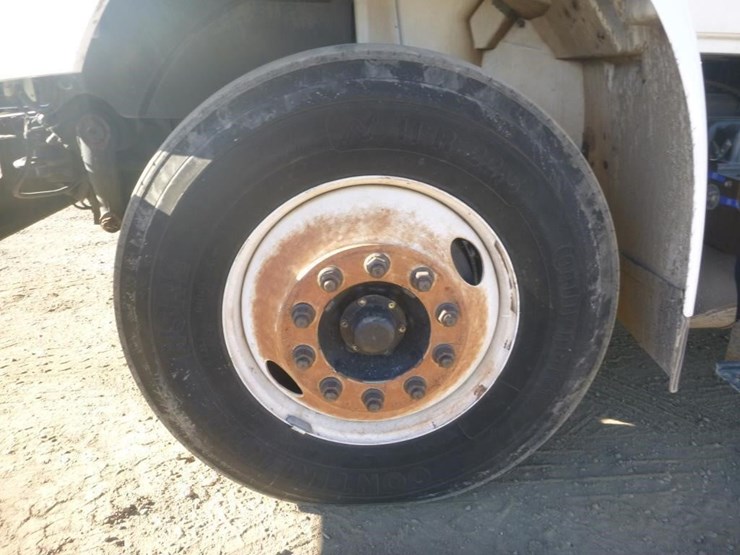 2009-international-durastar-4300-image-24