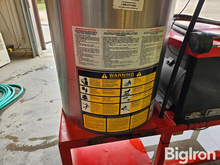 hotsy-1412ss-hot-water-pressure-washer-image-12