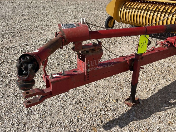 new-holland-565-image-9