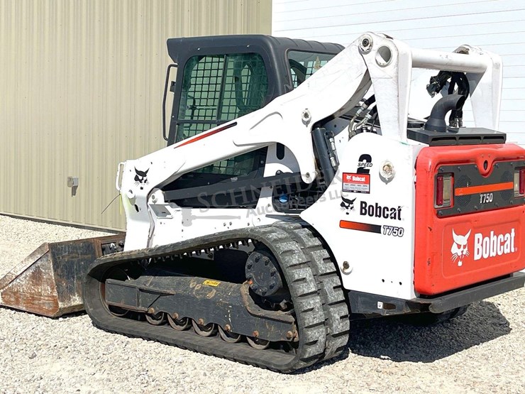 2016-bobcat-t750-image-6